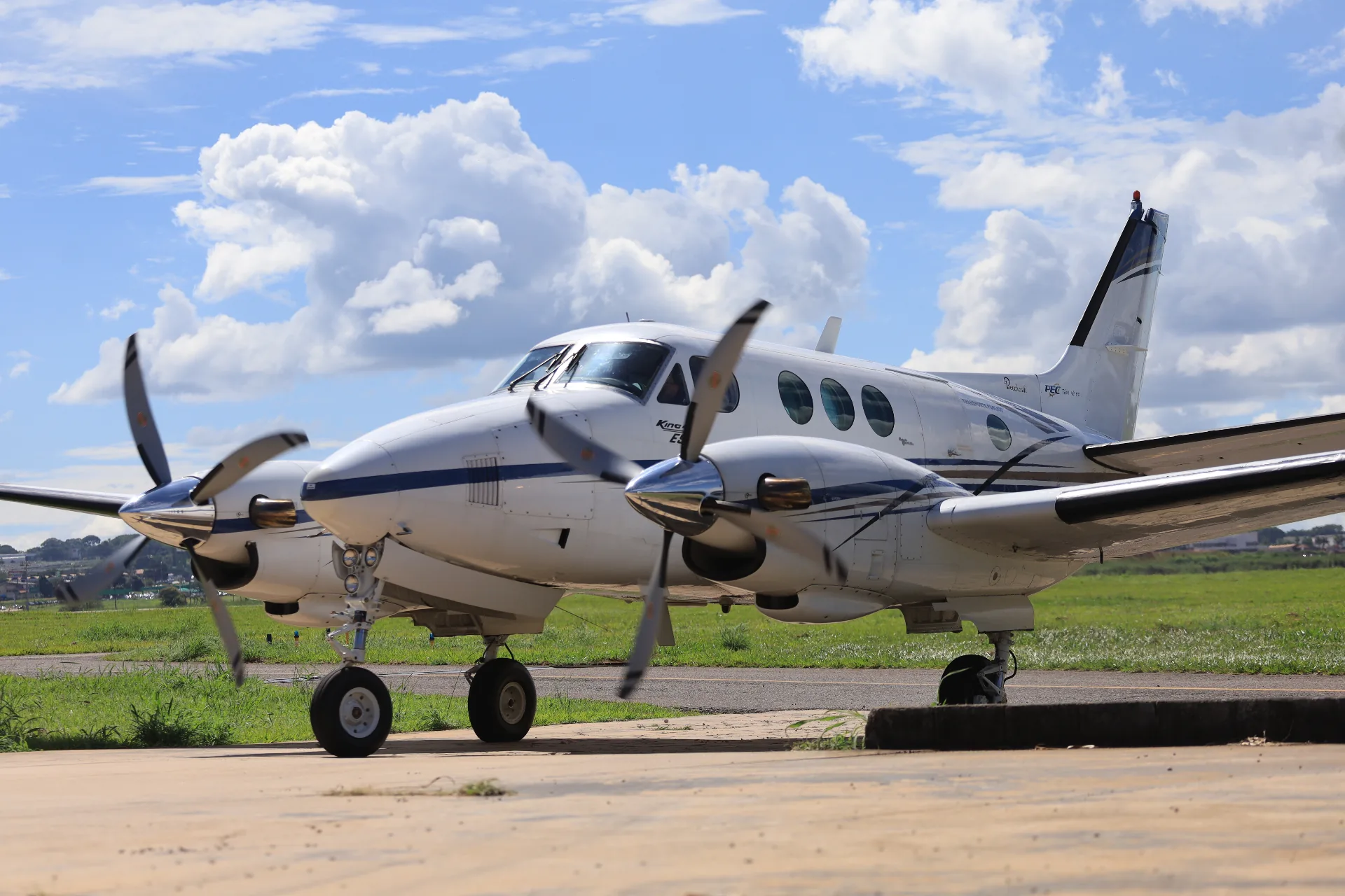 King Air E90